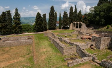 Fiesole, Florence, Tuscany.  The Roman Baths.  Built at the time of Silla (1st century BC), they were restored and enlarged at the time of Hadrian. clipart
