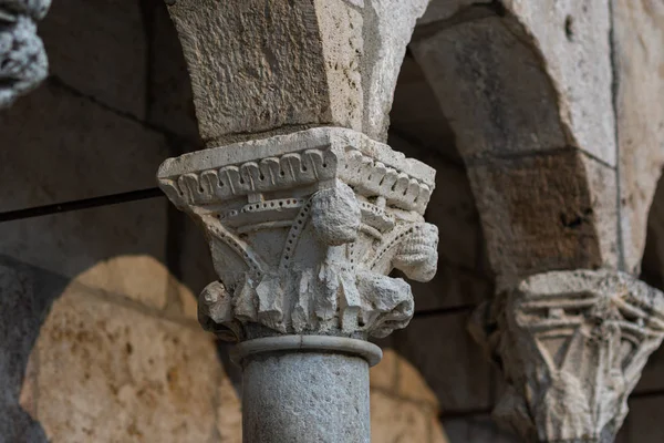 Isernia Molise Fontana Fraterna Een Elegante Openbare Fontein Evenals Een — Stockfoto