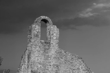 Isernia, Molise, S. Spirito Göksel Manastırı 'nın kalıntıları. Görünüm.