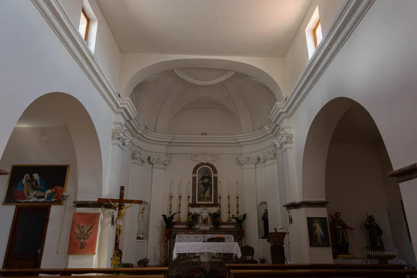 Форнелли Изерния Молизе Церковь Сан Пьетро Мартира Вид — стоковое фото