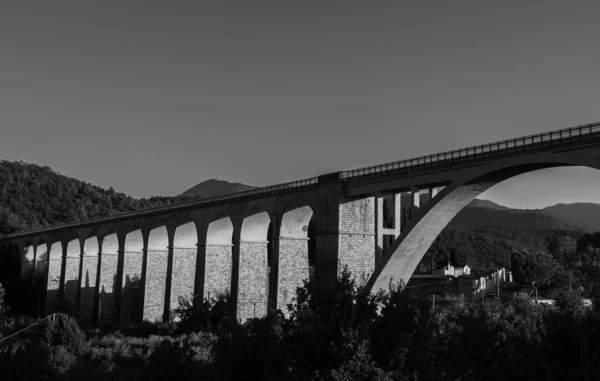 Изерния Молизе Италия Железнодорожный Мост Санто Спирито Вид — стоковое фото