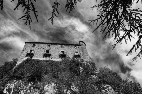 Καρπινόνε Μολίζ Ισέρνια Μεσαιωνικό Κάστρο — Φωτογραφία Αρχείου