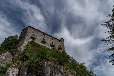 Carpinone, Molise, Isernia. Ortaçağ Şatosu. 