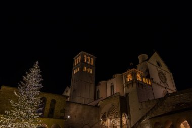 Assisi, Umbria, Perugia, San Francesco Bazilikası. Yukarı Kilise 'ye. Görünüm
