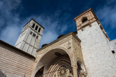 Assisi, Umbria, Perugia, San Francesco Bazilikası. Yukarı Kilise 'ye. Görünüm