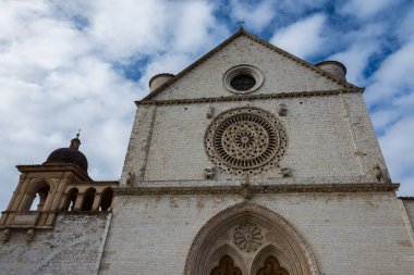 Assisi, Umbria, Perugia, San Francesco Bazilikası. Yukarı Kilise 'ye. Görünüm
