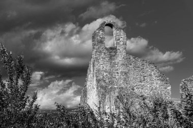 Isernia, Molise, S. Spirito Göksel Manastırı 'nın kalıntıları. Görünüm.