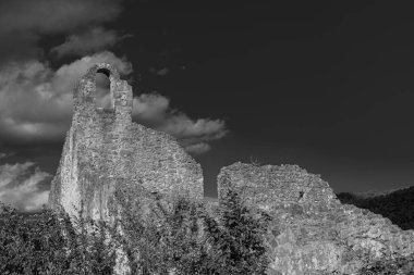 Isernia, Molise, S. Spirito Göksel Manastırı 'nın kalıntıları. Görünüm.