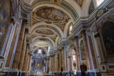 Lanciano (Chieti). Madonna del Ponte Katedrali