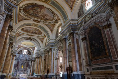 Lanciano (Chieti). Madonna del Ponte Katedrali