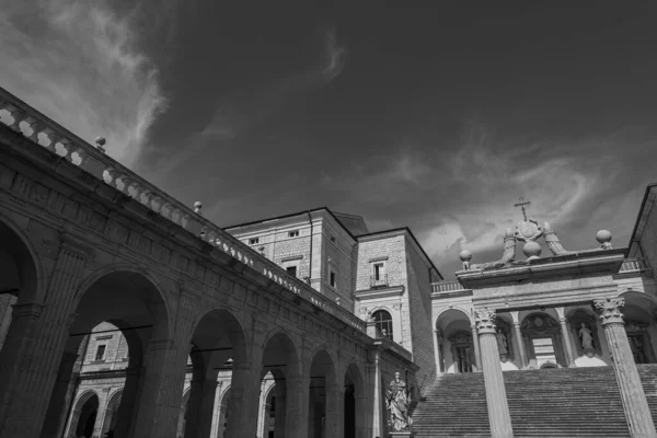 Abbazia Montecassino Monastero Benedettino Situato Sulla Sommità Montecassino Nel Lazio — Foto Stock