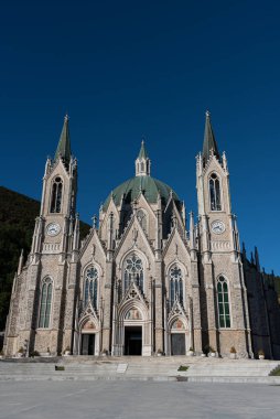 Castelpetroso, Isernia, Molise. Madonna Addolorata Sığınağı.  