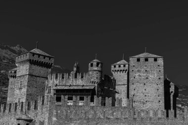 Valle d 'Aosta. Fenis 'in ortaçağ kalesi.