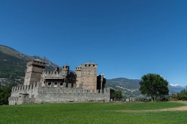 Valle d 'Aosta. Fenis 'in ortaçağ kalesi.