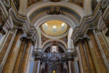 Lanciano (Chieti). Madonna del Ponte Katedrali