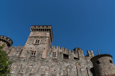 Valle d 'Aosta. Fenis 'in ortaçağ kalesi.