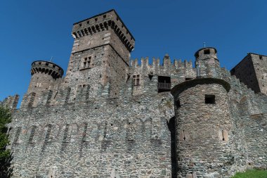 Valle d 'Aosta. Fenis 'in ortaçağ kalesi.
