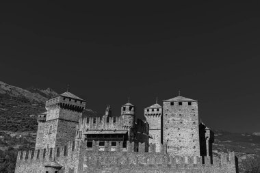 Valle d 'Aosta. Fenis 'in ortaçağ kalesi.