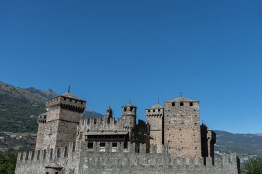 Valle d 'Aosta. Fenis 'in ortaçağ kalesi.