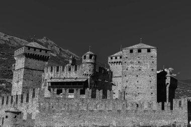 Valle d 'Aosta. Fenis 'in ortaçağ kalesi.