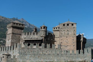 Valle d 'Aosta. Fenis 'in ortaçağ kalesi.