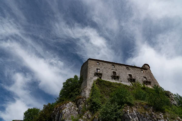 Carpinone Molise Isernia Keskiaikainen Linna — kuvapankkivalokuva