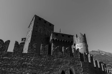 Valle d 'Aosta. Fenis 'in ortaçağ kalesi.