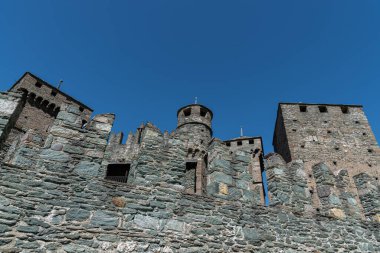 Valle d 'Aosta. Fenis 'in ortaçağ kalesi.