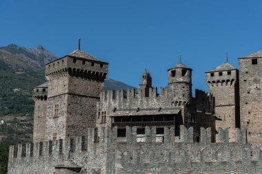 Valle d 'Aosta. Fenis 'in ortaçağ kalesi.