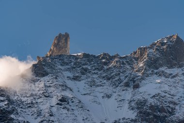 Valle dAosta, İtalya. Mont Blanc kümesi.