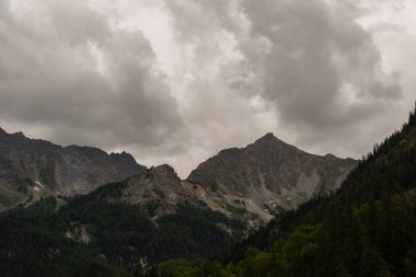 Valle dAosta, İtalya. Mont Blanc kümesi.