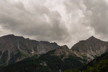 Valle dAosta, İtalya. Mont Blanc kümesi.