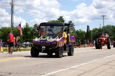 New York, ny - Temmuz 28, 22 1 9: New York, Coney Adası, 2 Temmuz 'da Coney Adası' ndaki geçit töreni
