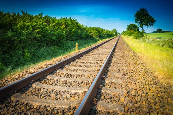 地平線を走る鉄道トラック — ストック写真