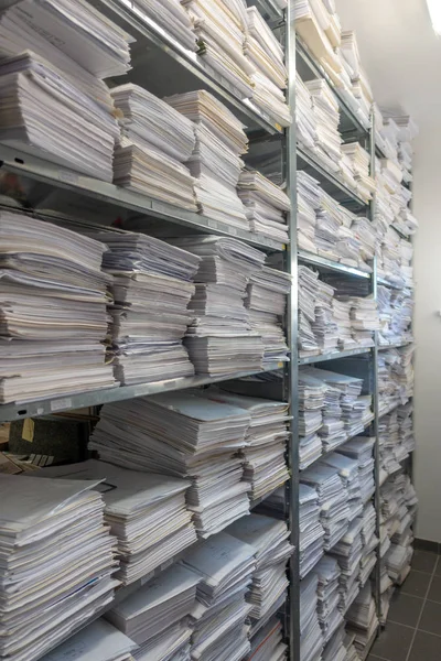 Många fil stackar lagras i ett arkiv — Stockfoto