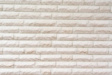 Beyaz taşlardan oluşan bir duvar