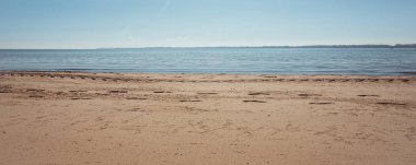 en iyi havalarda plajın panoramik manzarası