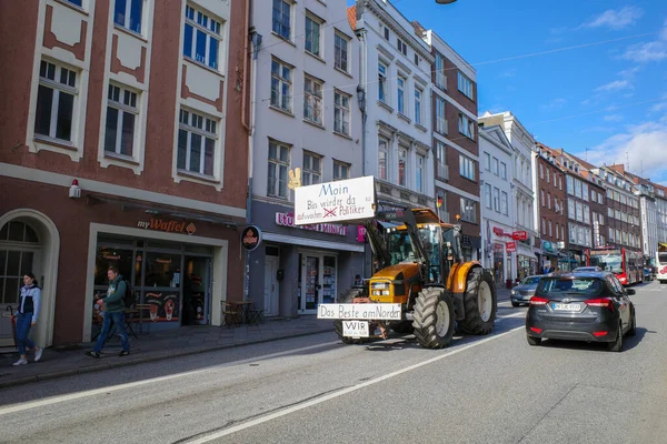 Veel Boeren Rijden Door Luebeck Met Hun Tractoren Als Teken — Stockfoto