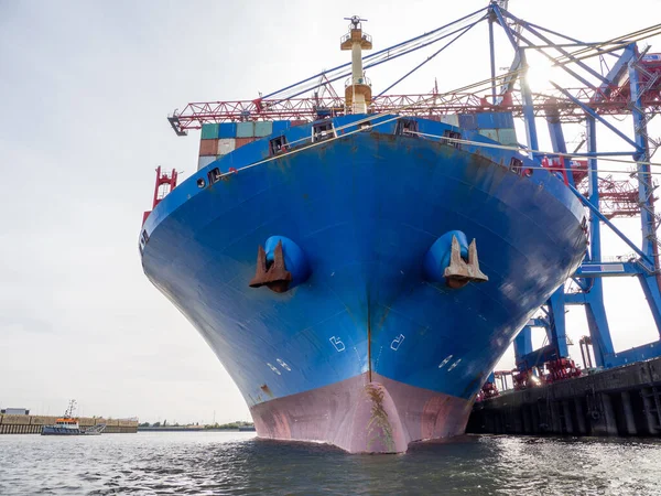 Puerto Hay Enorme Barco Contenedor Azul — Foto de Stock