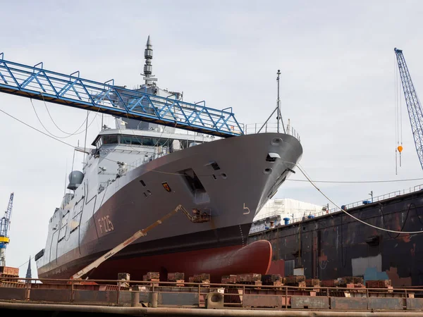 Eine Fregatte Wird Trockendock Bei Blohm Und Voss Hamburg Repariert — Stockfoto