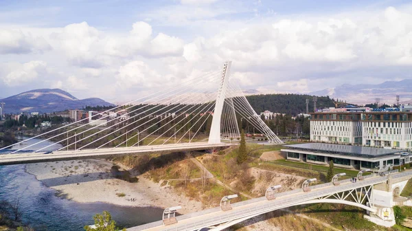 空撮ポドゴリツァ川橋 — ストック写真