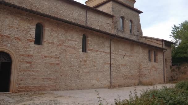 Basílica de San Salvatore exterior, Úmbria, Unesco Património Mundial — Vídeo de Stock