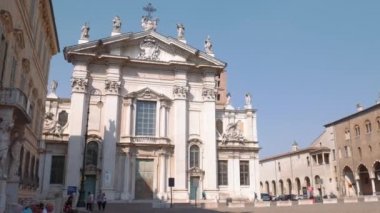 Mantua, İtalya: Panorama Mantua Katedrali ve Ducal Palace