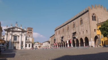 Piazza Sordello Katedrali ve Ducal Sarayı, Mantua ile