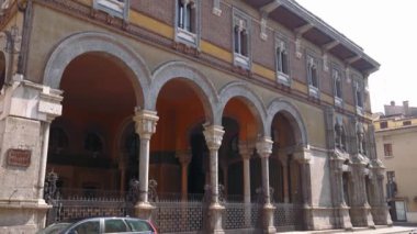 Antik bir binada Mantua Ticaret Odası'nın Genel Müdürlük