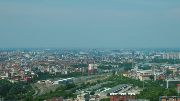 ミラノ、鉄道インターチェンジの空撮 — ストック動画