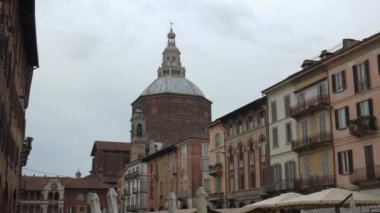 Panoramik Piazza Vittoria ve Katedrali, Pavia, Pv, İtalya