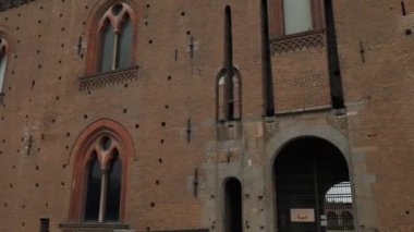 Pavia, Pv, İtalya Castello Visconteo kale duvarlarını