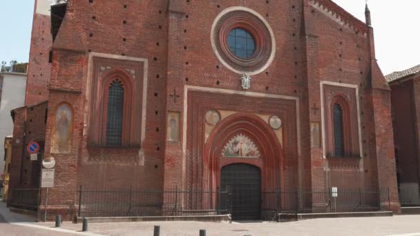 Iglesia de San Lorenzo en Mortara, PV, Italia — Vídeo de stock