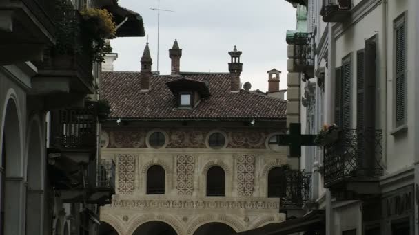 Vista de la decoración de Piazza Ducale desde una calle, Vigevano, PV, Italia — Vídeos de Stock